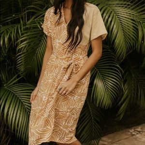 🧡 Roolee dress gold yellow print midi size L NEW